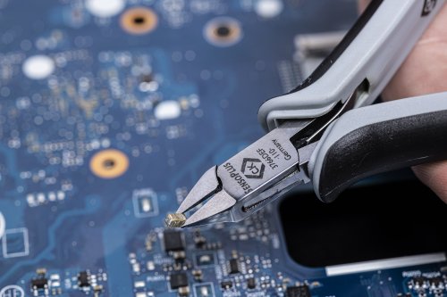 T3766DEF 110_08 T3766DEF 110_08