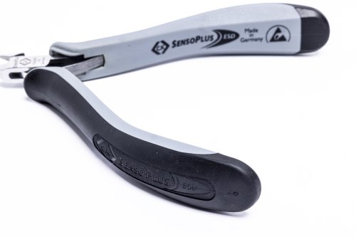 T3766DEF 110_05 T3766DEF 110_05